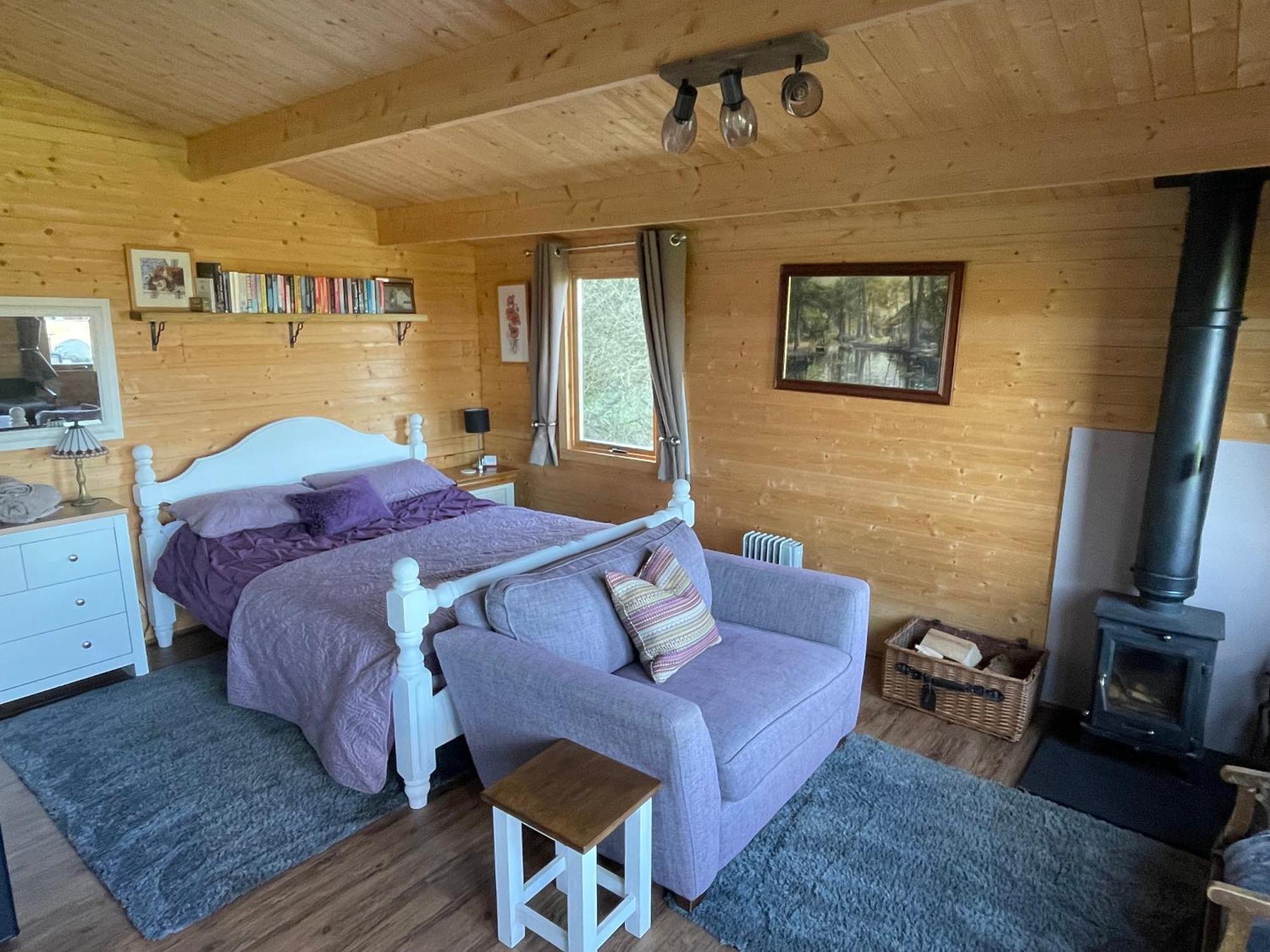 Cosy Cabin In Annie'S Meadow West Meon 외부 사진