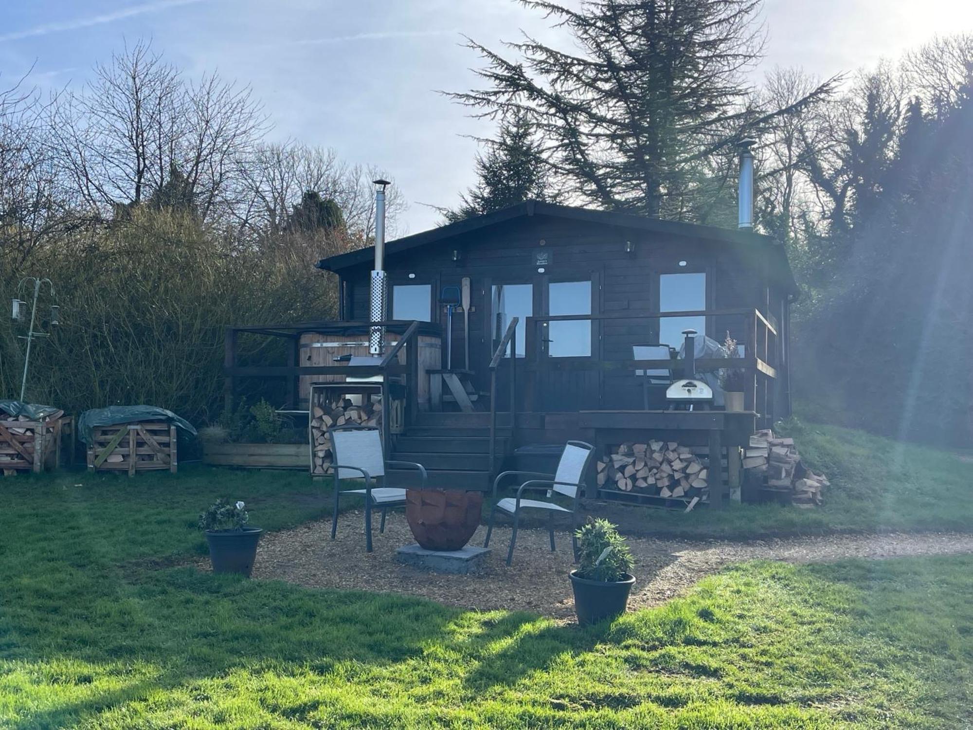 Cosy Cabin In Annie'S Meadow West Meon 외부 사진